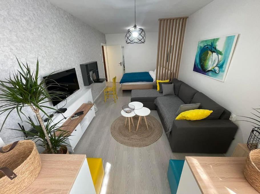Urban 1 - Apartment For Modern Nomads Skopie Exterior foto