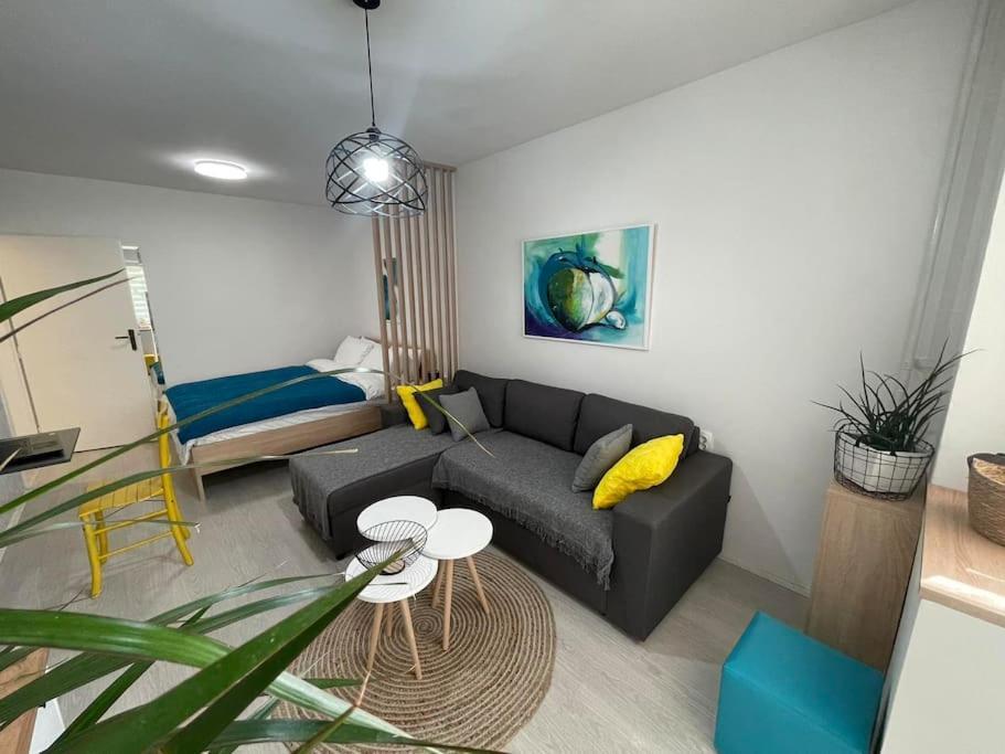 Urban 1 - Apartment For Modern Nomads Skopie Exterior foto